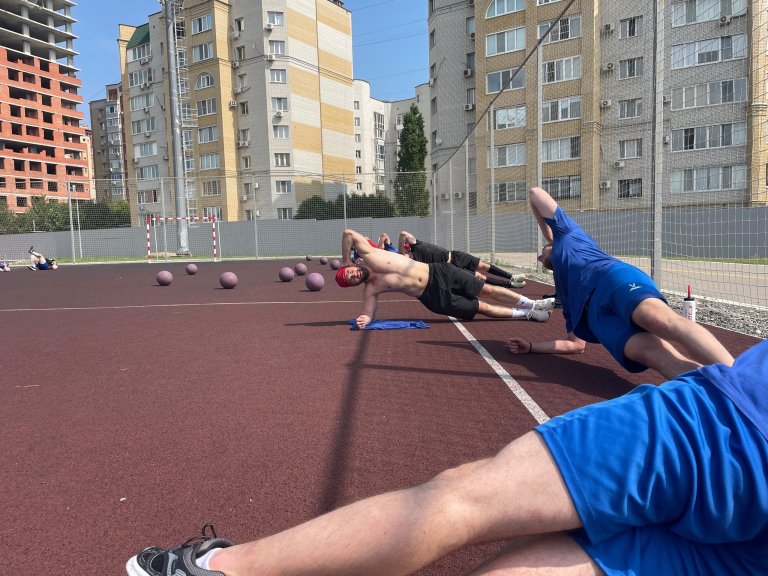 Саратовский «Кристалл» вышел из отпуска | Хоккейный клуб \"Кристалл\" Саратов