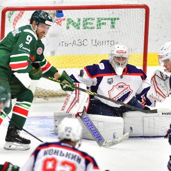 «Кристалл» с минимальным отрывом в счёте уступил «Барсу»