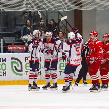 «Кондоры» обыграны всухую